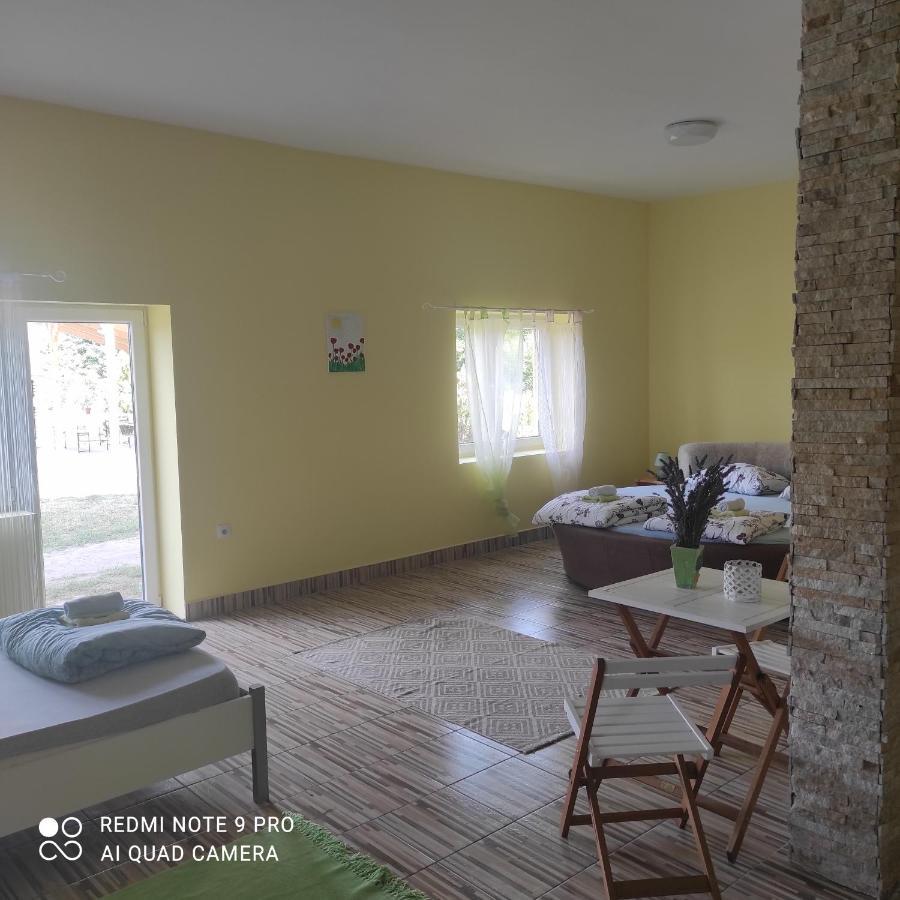 Apartamento Mirella33 Palić Exterior foto